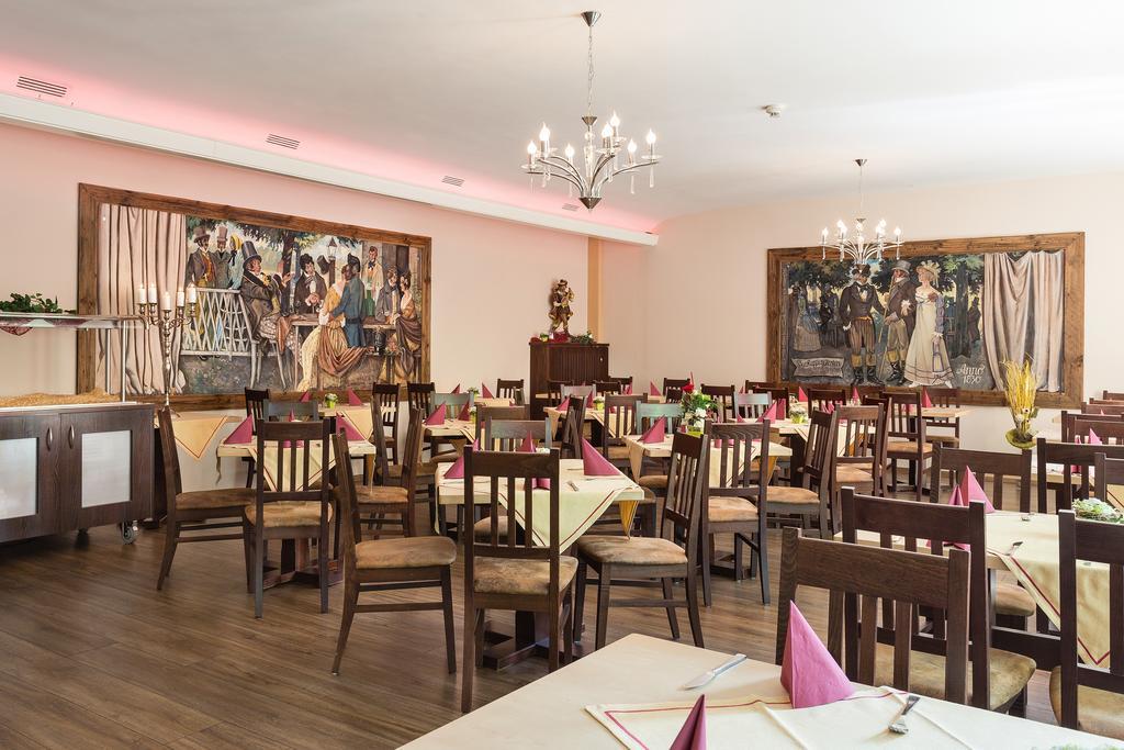 Hotel Rappen Rothenburg Ob Der Tauber Kültér fotó