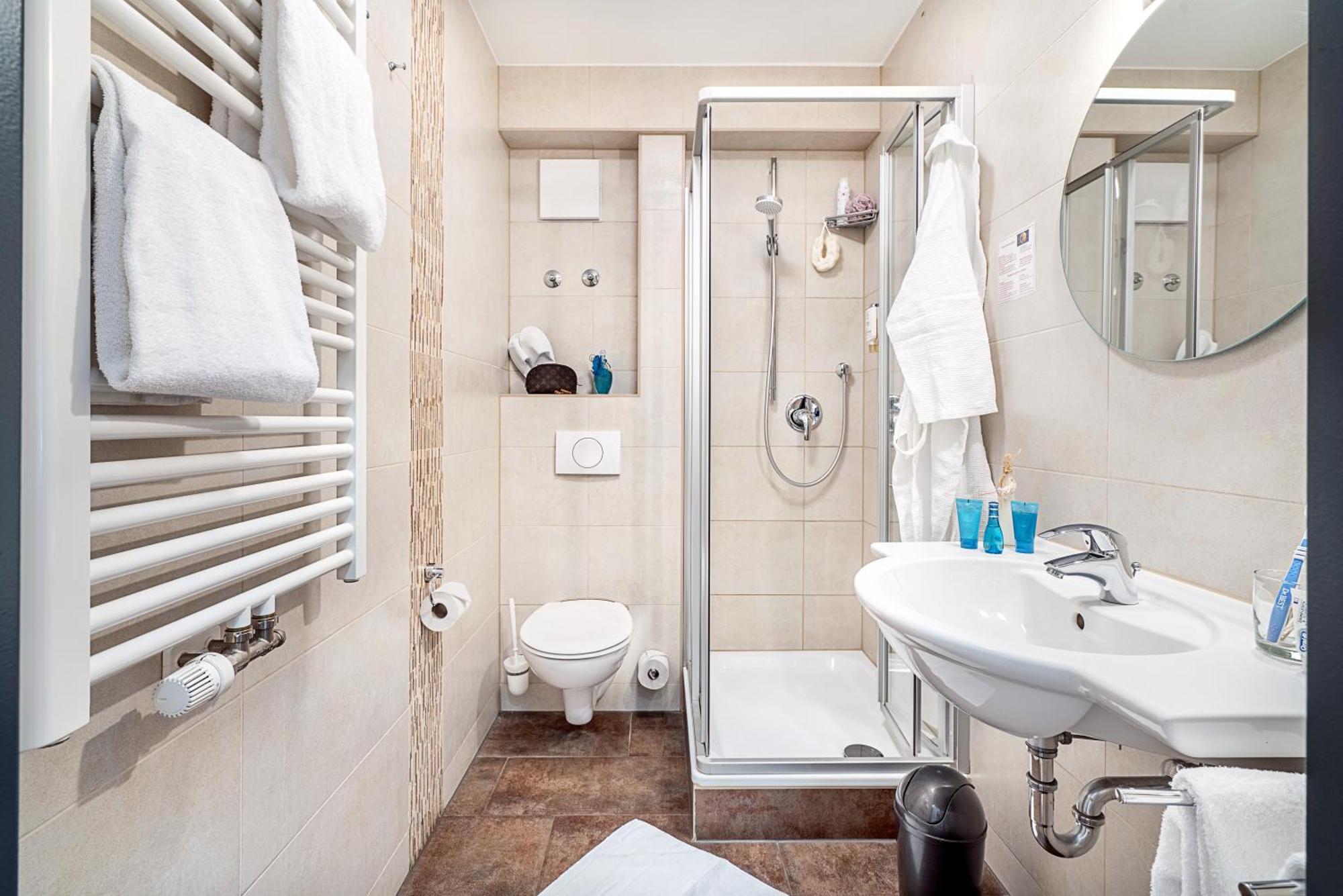 Hotel Rappen Rothenburg Ob Der Tauber Kültér fotó